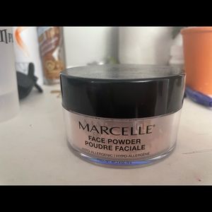 Face powder Marcelle